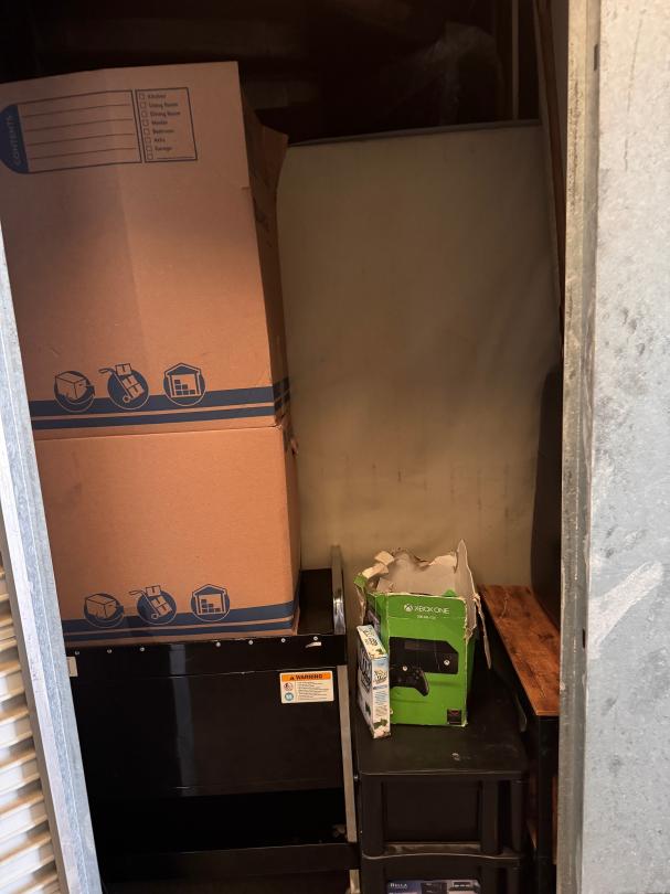 Storage Unit Auction in Birmingham, AL at Metro Mini Storage Homewood